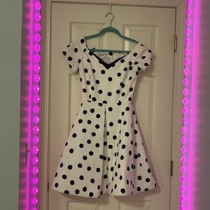 Vintage 1990's Scaasi polka dot dress🖤🤍